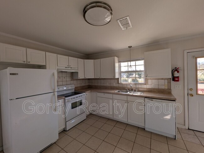 Photo - 3137 Redbud Ln