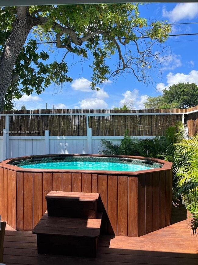 Photo - 5629 NW 31st Ave