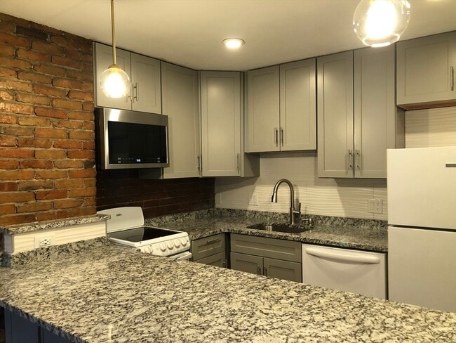 Photo - 24 Bradford St Unit 2