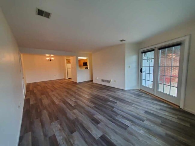 Photo - 5143 Cheryl Dr Unidad 5143