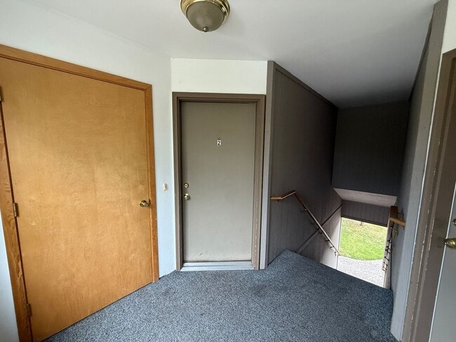 Photo - Spacious Studio Unit Located on Quiet NE B... Unit 2