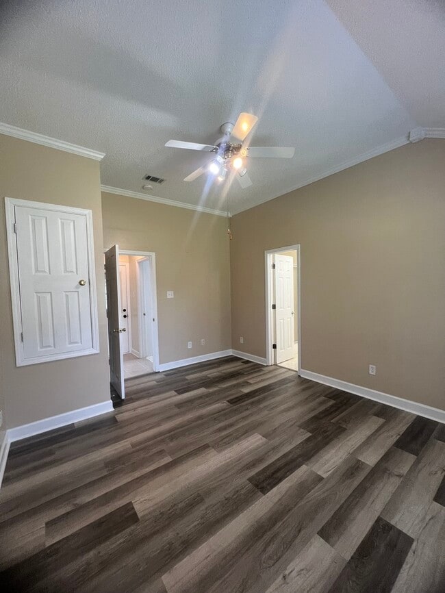 Photo - 1421 Spruce St