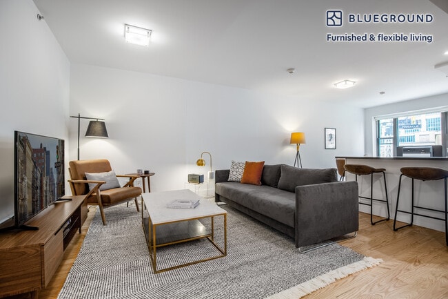 Photo - 10 W 65th St Unidad FL6-ID294