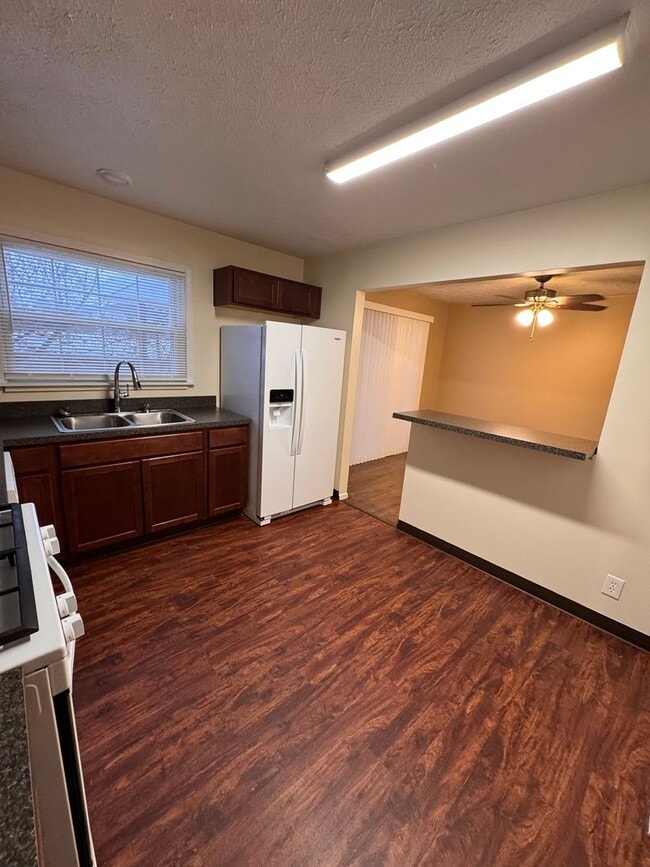 Photo - 4629 Burkey Rd