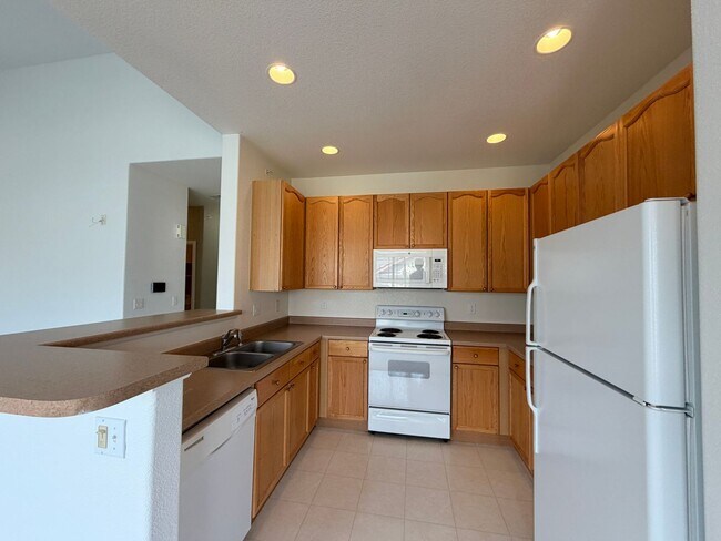 Photo - 8456 S Hoyt Way