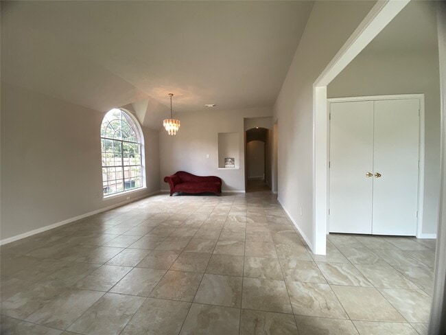 Photo - 15922 Williwaw Dr