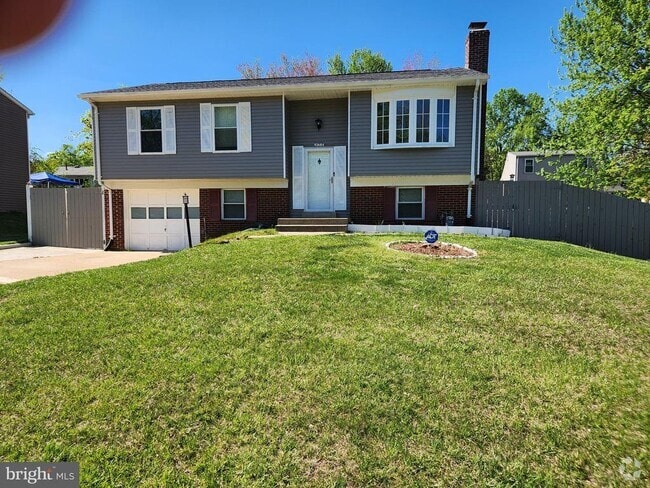 Building Photo - 14318 Lindendale Rd Rental