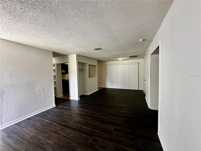 Photo - 4655 Cepeda St