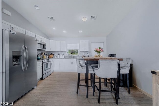 Photo - 5013 SE Tradewinds Cir
