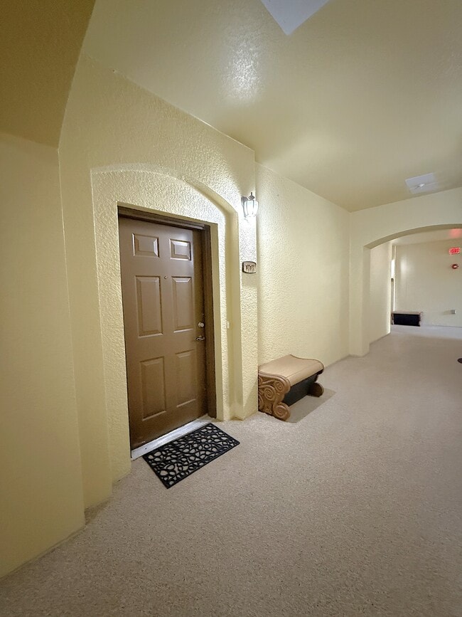 Photo - 8256 Maritime Flag St