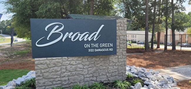 Broad on the Green