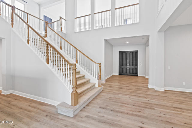 Photo - 221 Clear Falls