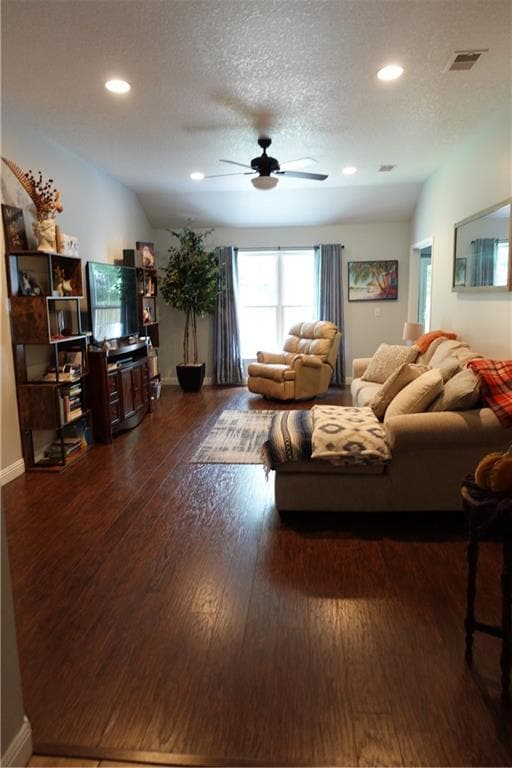 Building Photo - 217 Bridgewater Cir Rental