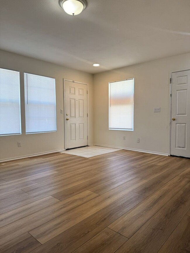 Photo - Don’t Miss Out on this 3/2.5 home