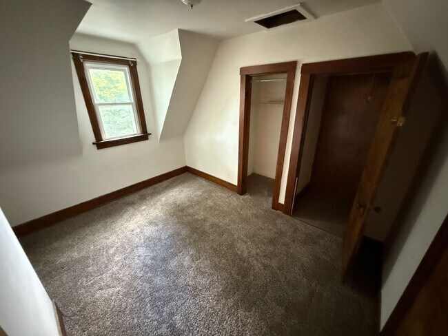 Photo - SE - Main &amp; 23rd St N Unidad 23rd St N