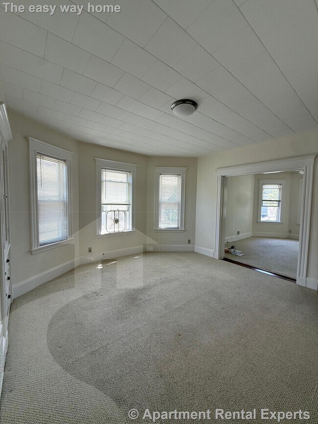 105 Bromfield Rd Unit 2
