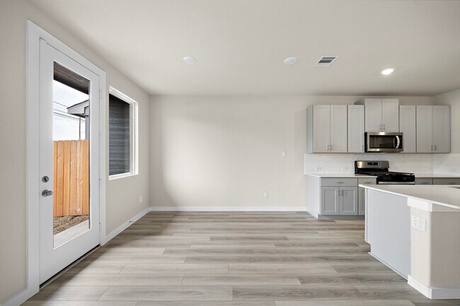 Photo - 9912 Storehouse Dr