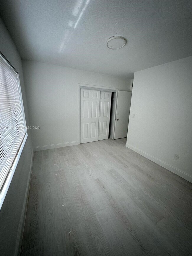 Photo - 7360 SW 21st St Unidad 7362