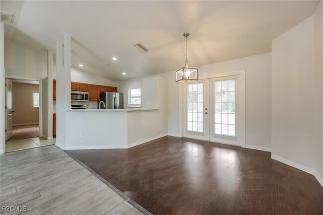 Photo - 1581 S Chamberlain Blvd