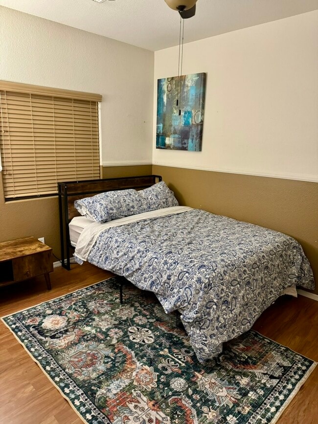 Photo - 12542 W Honeysuckle St