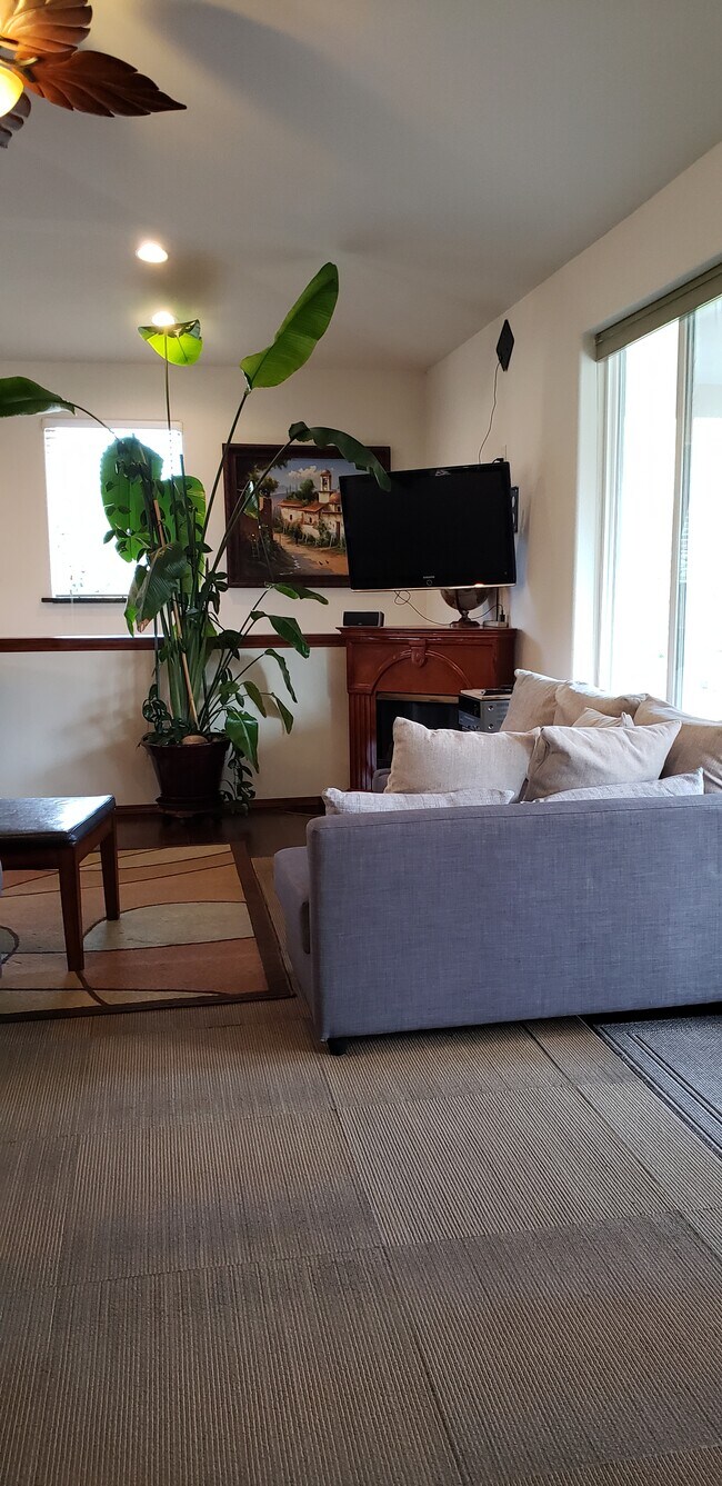 Photo - 3340 Rock Island Rd Unit Studio