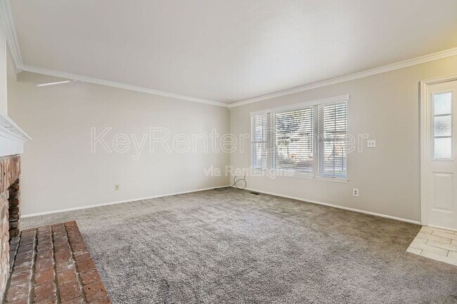 Photo - 6930 E Briarwood Dr