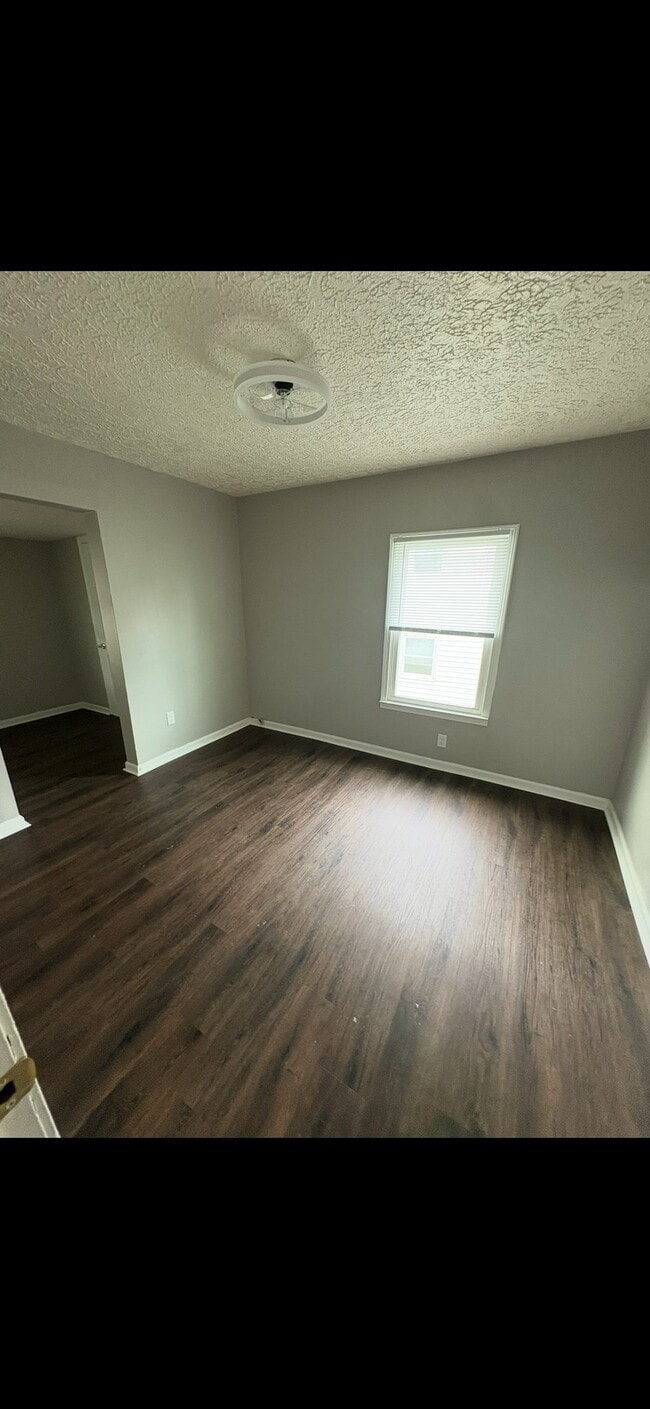 211 Mt Vernon Rd Unit 1