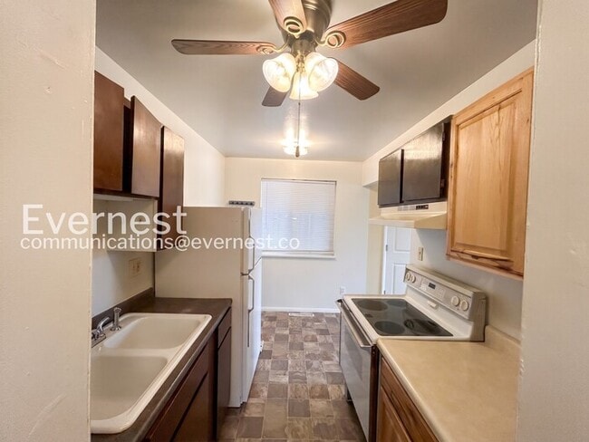 Photo - 956 W Moreno Ave