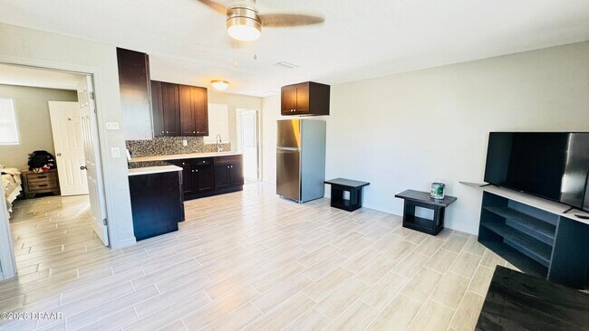 Photo - 901 N Peninsula Dr Unit 227 Jessamine Blvd