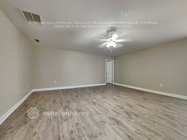 Photo - 15924 Eagle River Way