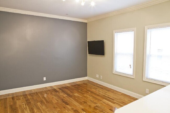 Photo - 17 Imrie Rd Unit 1