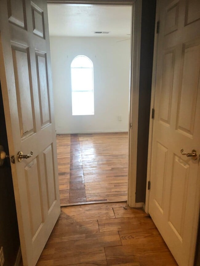 Photo - Socorro NM large 1 Bedroom house