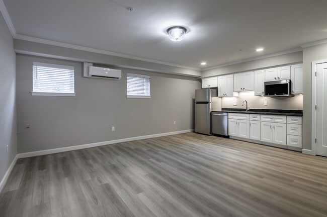 Photo - 1016 Duke St