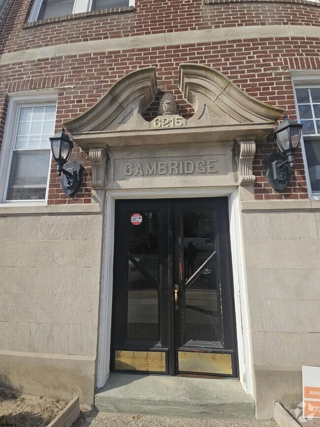 Building Photo - 6215 Ventnor Ave Unit C6 Rental