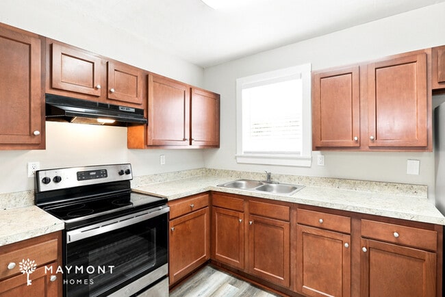 Photo - 342 E 45th St