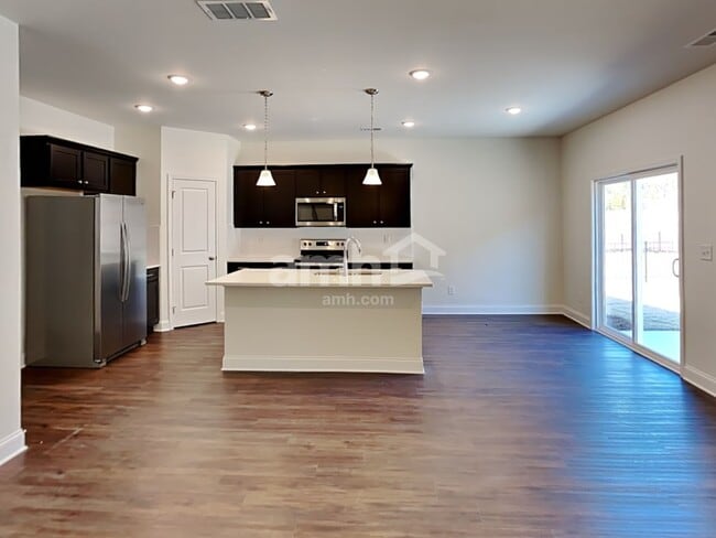 76 Pecan Dr