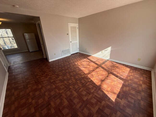 Photo - 8-14 Westridge Cir SW Apartamento Unidad 14 Westridge Cir