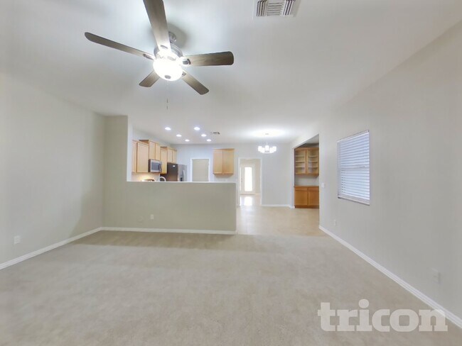 Photo - 1150 E Renegade Trail