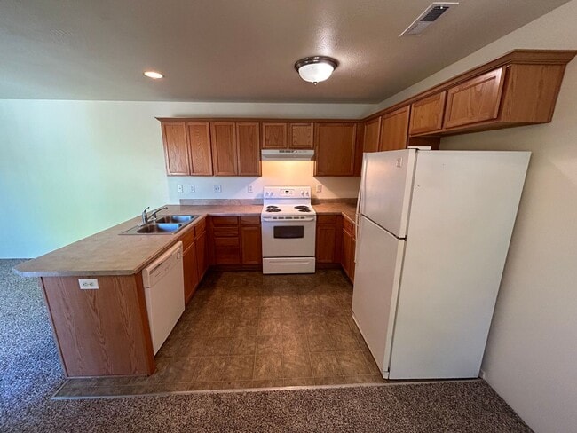 2178 Crater Lake Ave Unidad C
