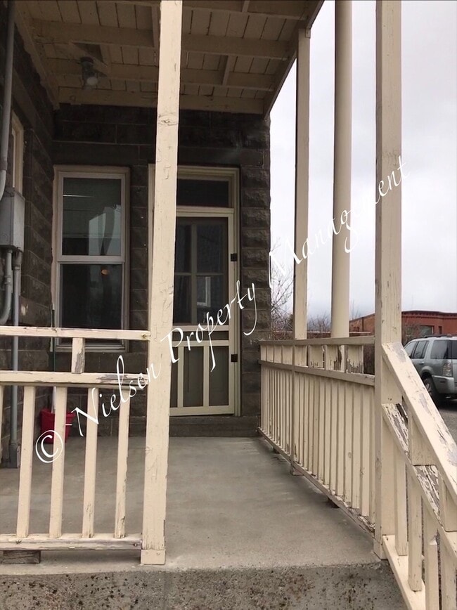 Photo - 637 S Montana St Unit #B