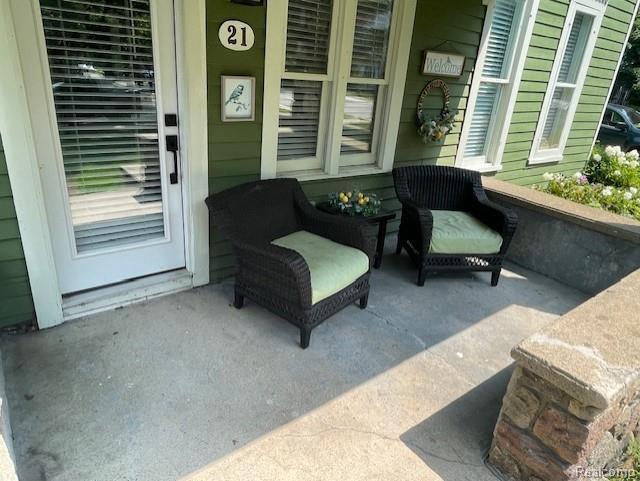 Photo - 21 E Church St