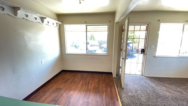 Photo - 301 Poplar St Unidad 1