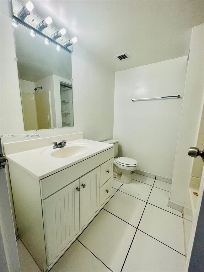 Photo - 13499 Biscayne Blvd Unit 1613