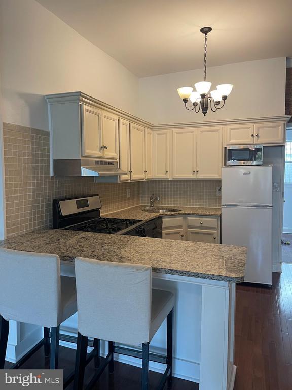 Photo - 753 S 22nd St Unit 1 FLOOR