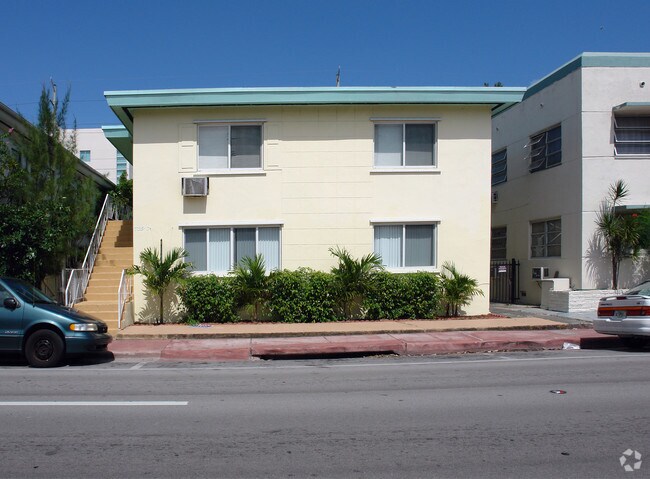 Photo - 7725-7727 Harding Ave Apartments