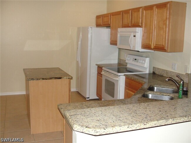 1295 Henley St Unit 1204