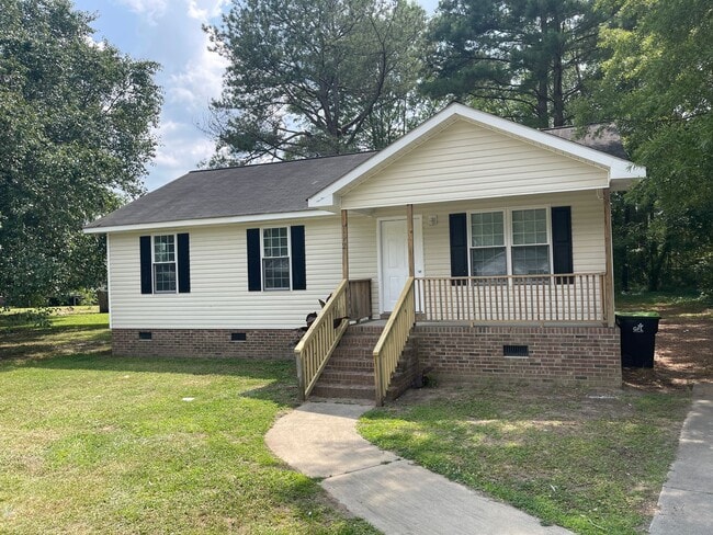 Building Photo - One Month Free Rent with 2 Year Lease - Re... Rental