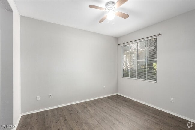 Building Photo - 9050 W Warm Springs Rd Unit 1140 Rental