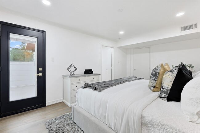 Photo - 526 Colquitt St