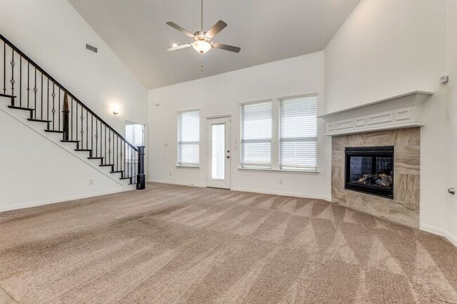 Photo - 1501 Ross Ave